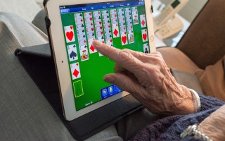 24小时便利店市场容量及趋势_作答解释落实_iPad08.66.00