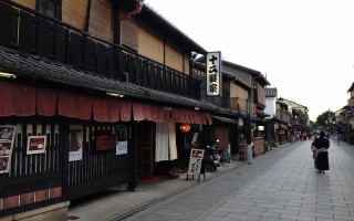 农村电商经营，乡村振兴的新引擎